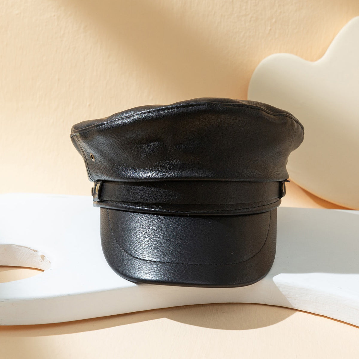 Casquette gavroche en simili cuir, bandeau à boucle