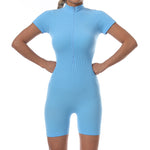 Combishort de sport côtelé à col zippé — manches courtes — coloris