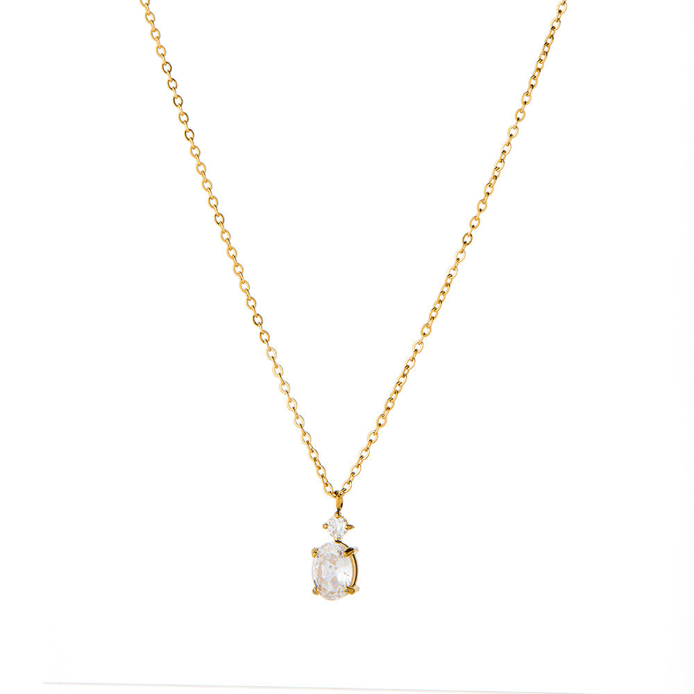 Collier doré à pendentif zircon ovale — chaîne fine en acier inoxydable