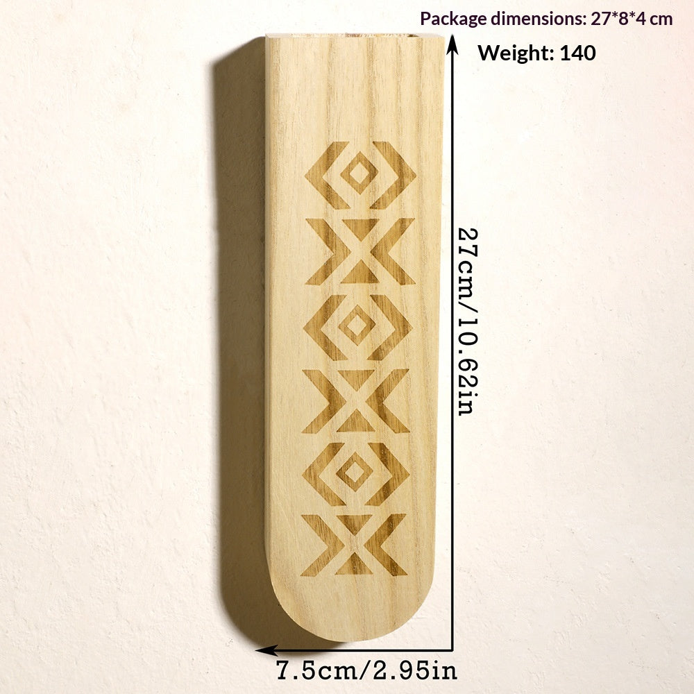Vase mural en bois gravé, pour fleurs séchées