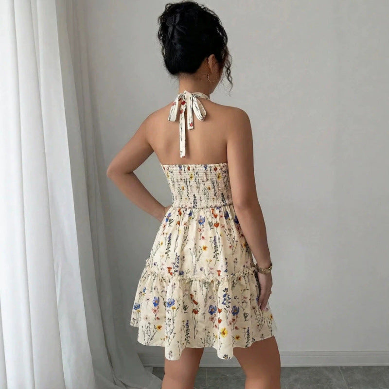 Robe courte fleurie à encolure licou
