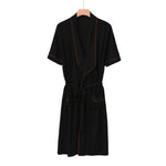 Peignoir mi-long à col mao et ceinture — manches courtes