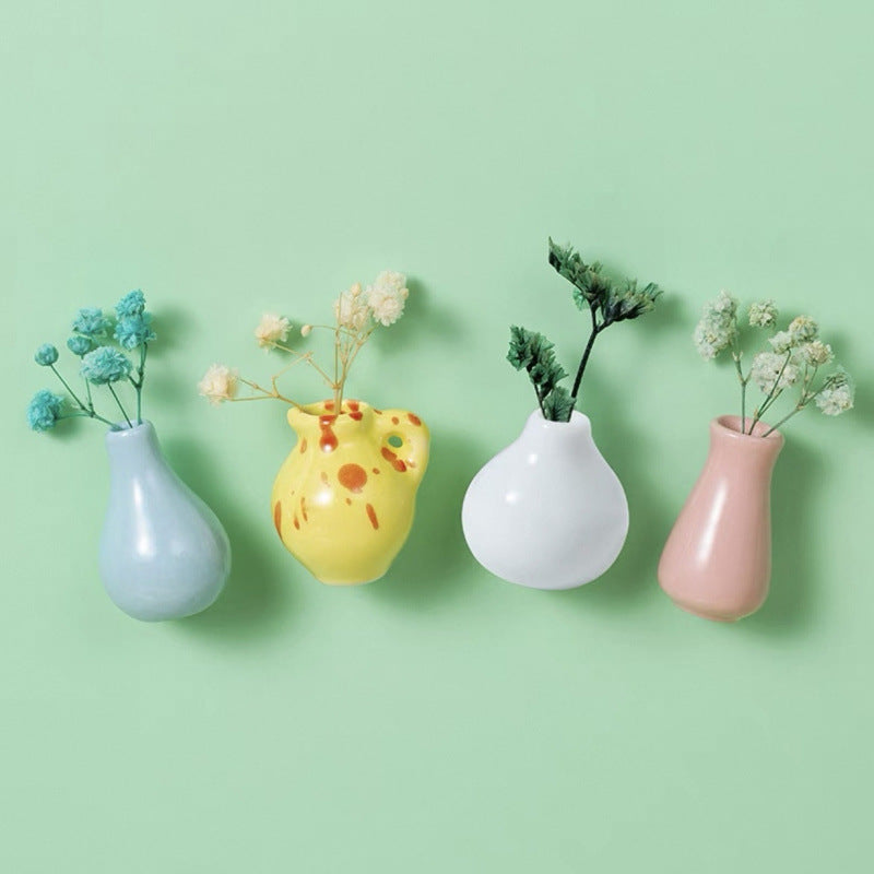 Mini vases magnétiques en céramique, lot de cinq — coloris