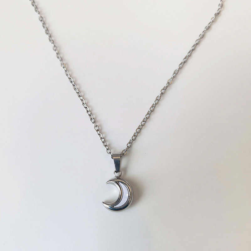 Collier pendentif acrylique serti sur acier inoxydable — 6 coloris, 5 g