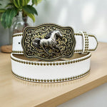 Ceinture homme en cuir clouté — gravure western, boucle apparente