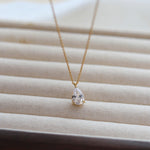 Collier pendentif goutte en zircon — doré ou argenté, acier inoxydable