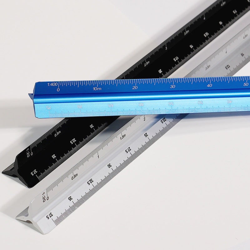 Réglet triangulaire à échelles en aluminium — dessin technique