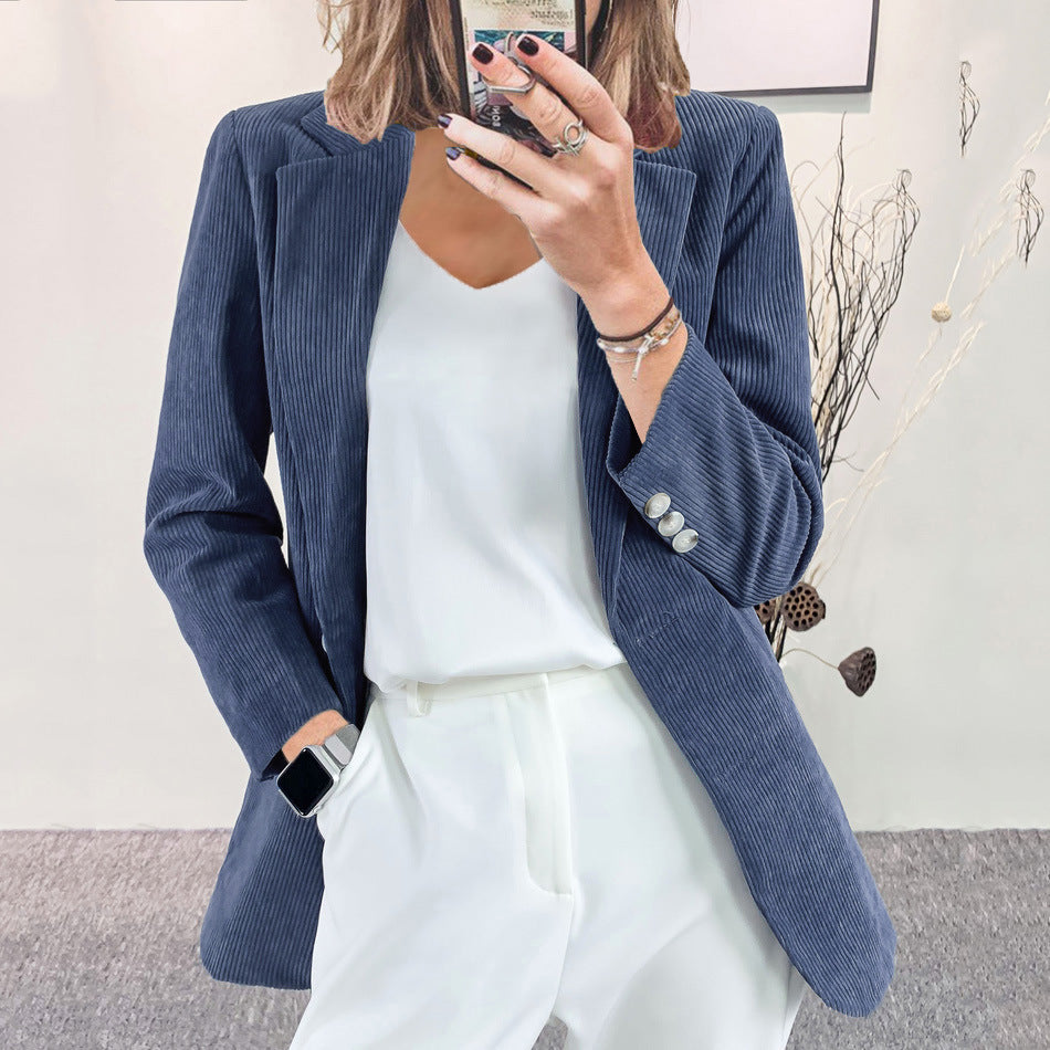 Blazer en velours côtelé sans boutons — coupe longue ajustée