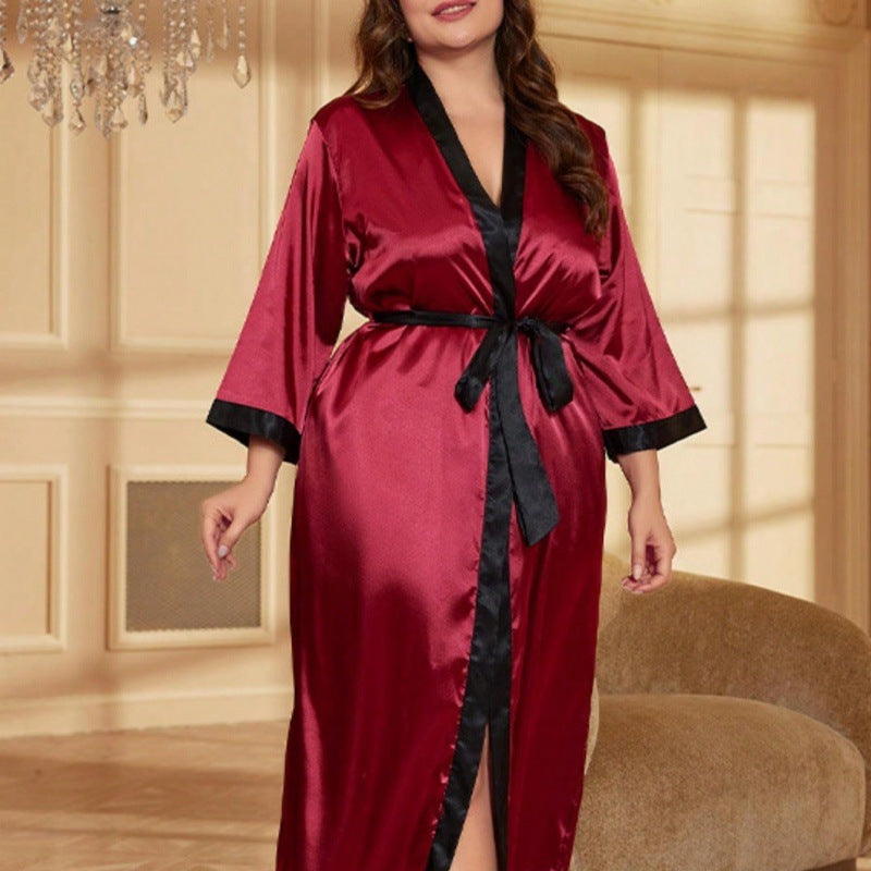 Peignoir long en satin grande taille — ceinture à nouer