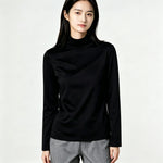 Sous-pull noir en maille fine, encolure au choix