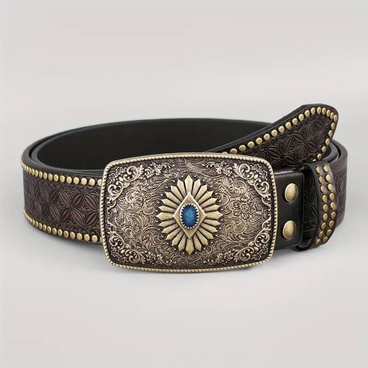 Ceinture homme en cuir clouté — gravure western, boucle appa — coloris