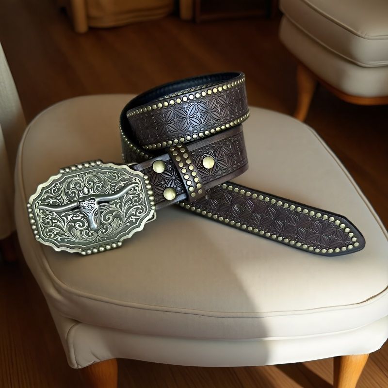 Ceinture homme en cuir clouté — gravure western, boucle apparente