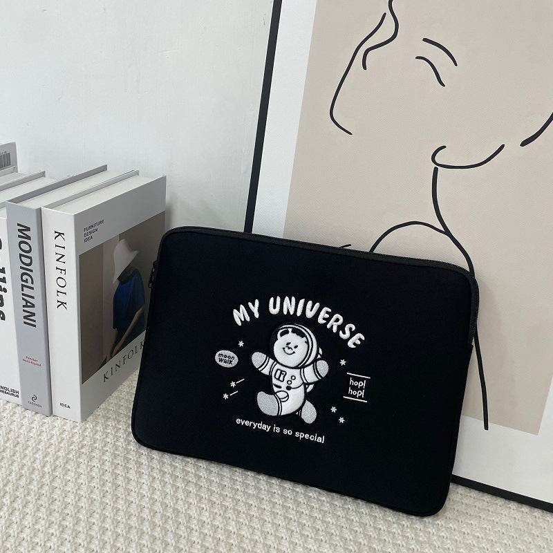 Housse d’ordinateur brodée motif ourson — coloris