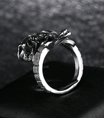 Bague homme à motif sculpté — acier titane, 12 modèles au choix