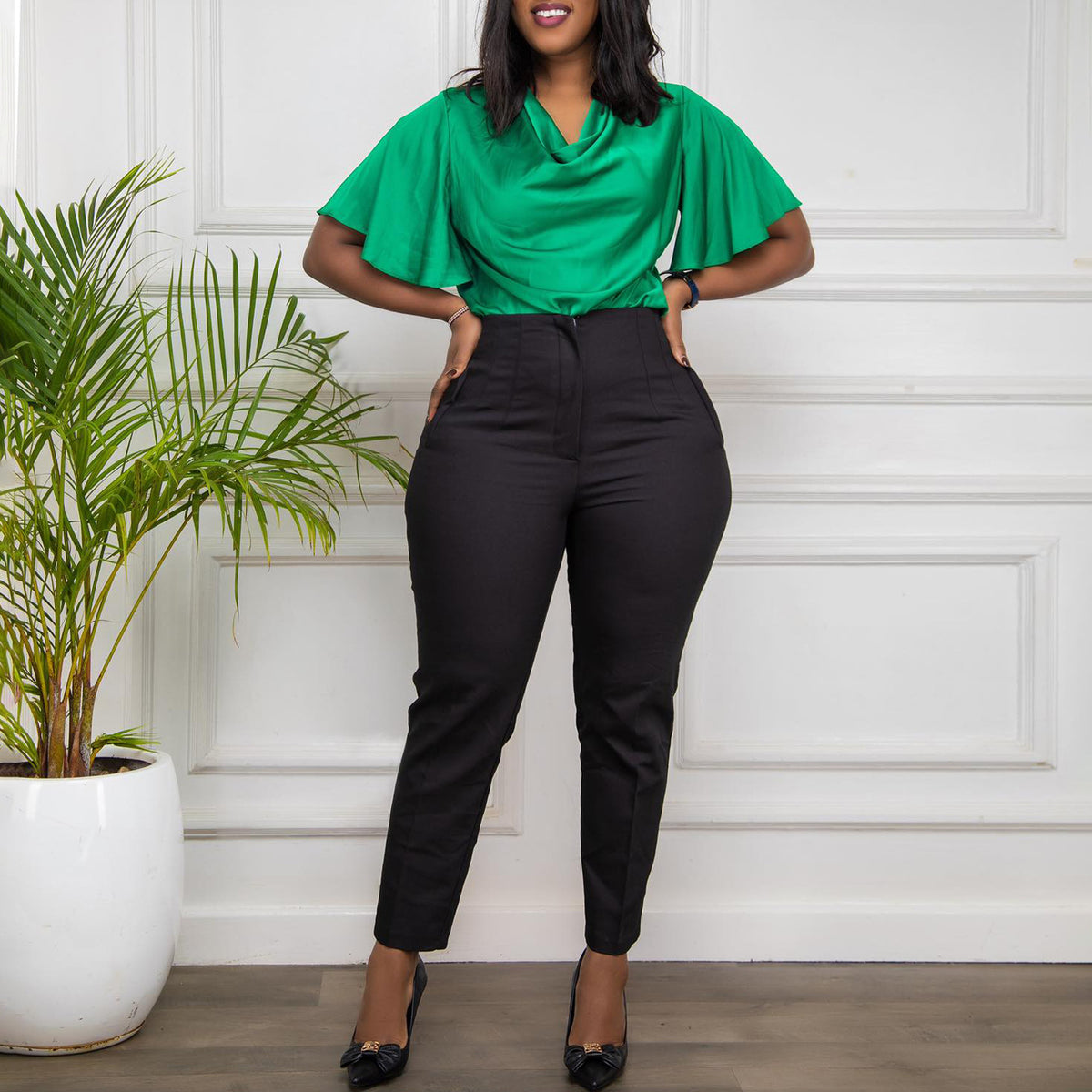 Pantalon cigarette taille haute, coupe fuselée