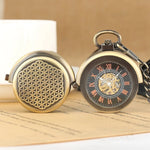 Montre de poche à remontage manuel, motif ajouré