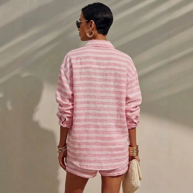 Ensemble chemise ample et short assorti à rayures