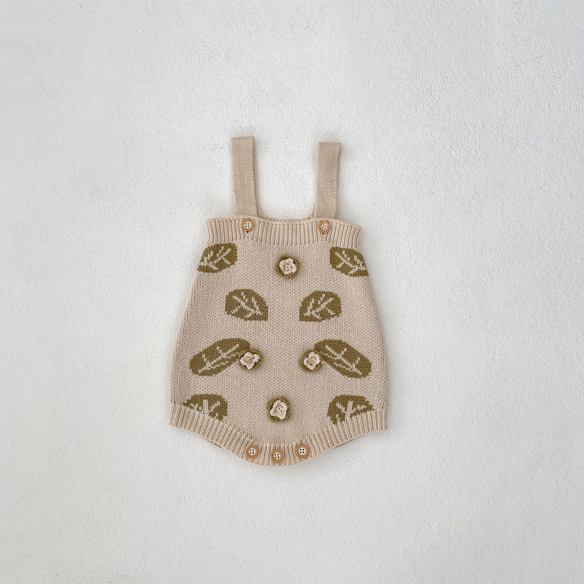 Gilet ou barboteuse bébé en maille à feuilles — à assortir