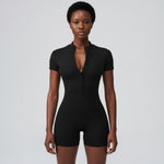 Combishort de sport zippé à manches courtes — coloris