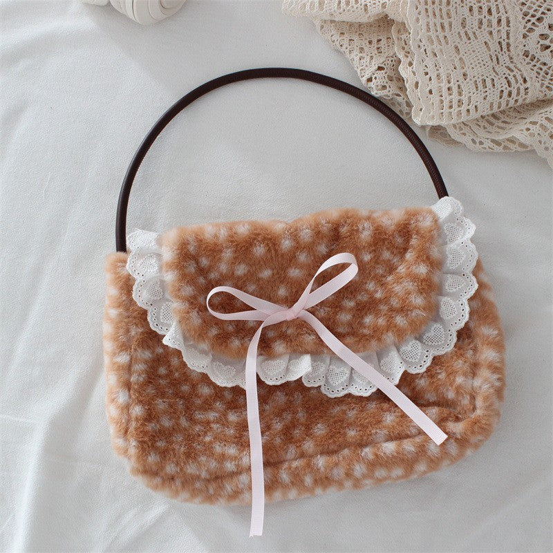 Sac à main en peluche motif faon — rabat en dentelle et nœud
