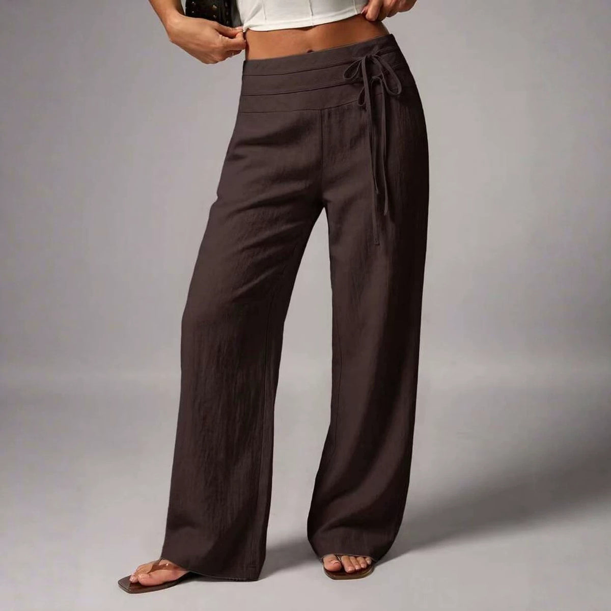 Pantalon large taille haute, ceinture à nouer