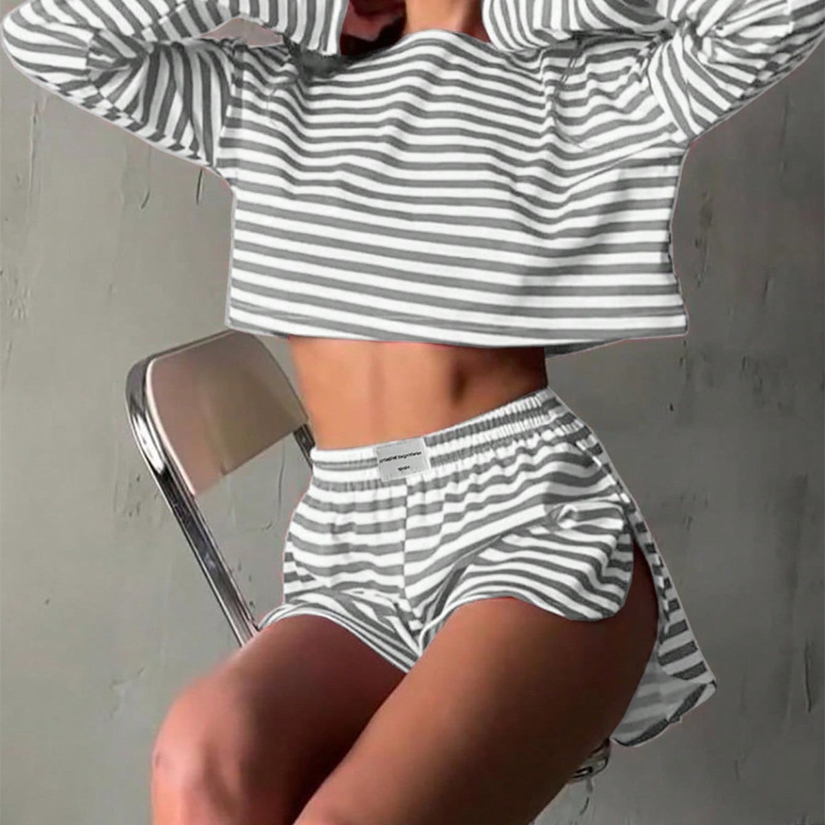 Pyjama rayé en maille, haut manches longues et short