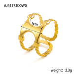 Bague matelassée en acier titane — motif losange