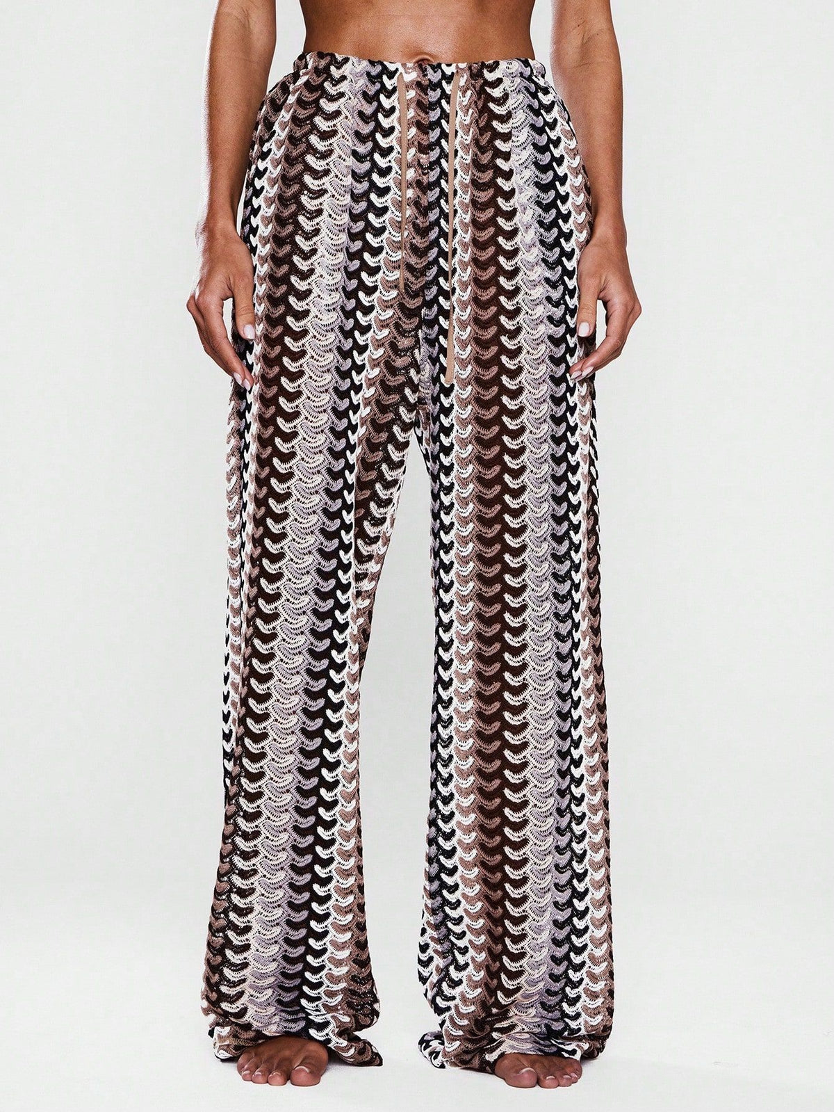 Pantalon de plage en maille crochet ajourée — motif vagues — coloris