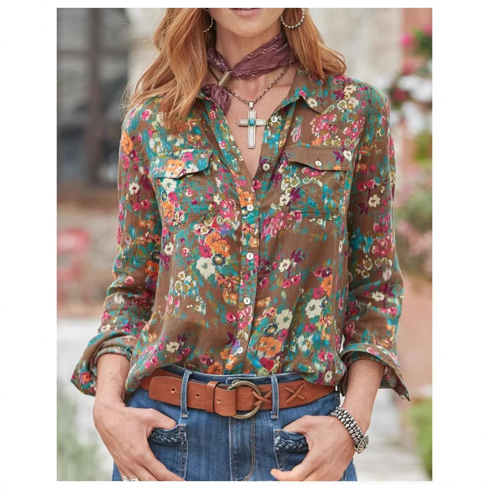 Chemise fleurie à poches poitrine, jusqu’au 6XL