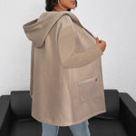 Veste longue à capuche, poches zippées