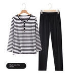 Pyjama long à rayures, haut boutonné et pantalon uni