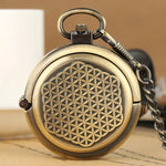 Montre de poche à remontage manuel, motif ajouré