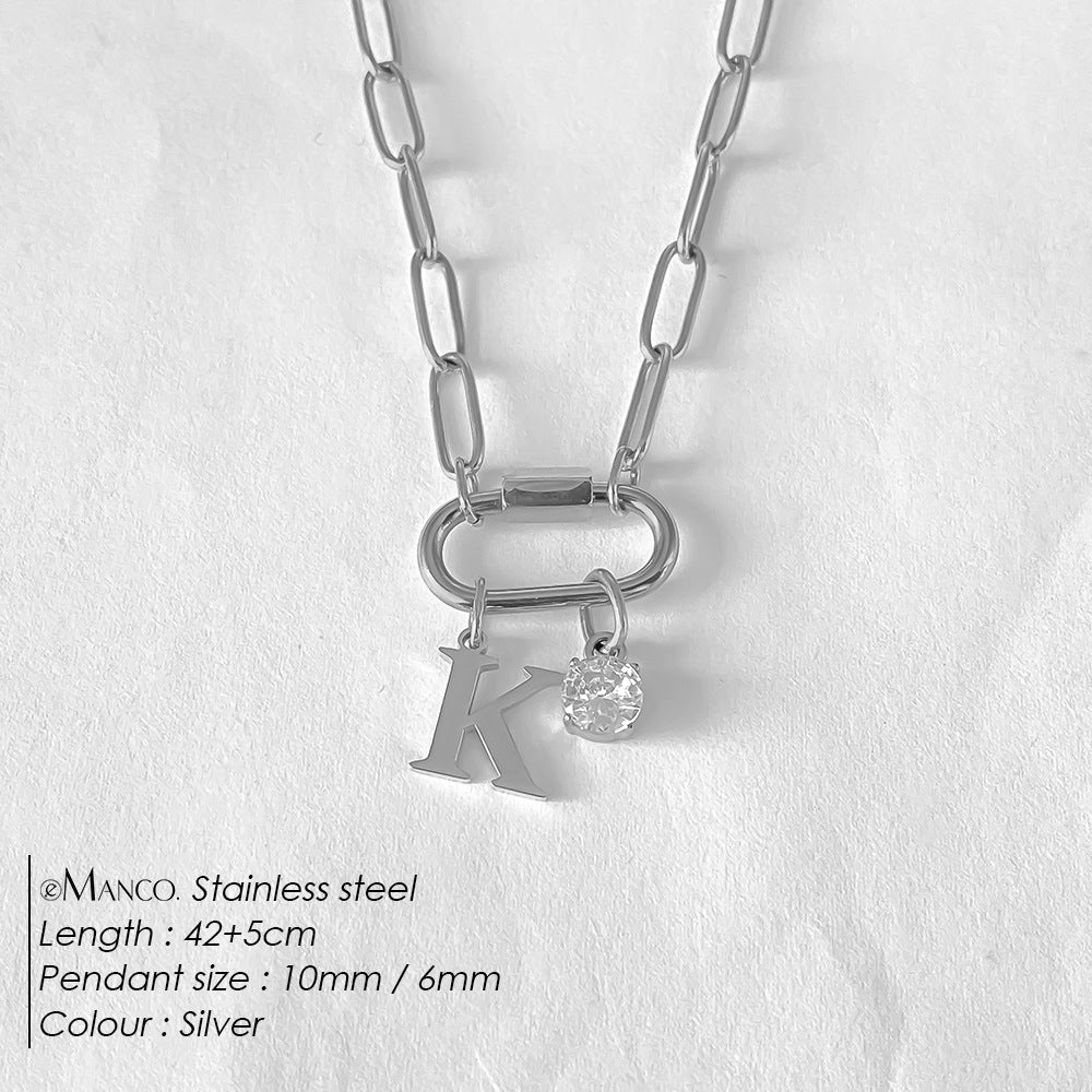 Collier lettre à personnaliser — initiale A à Z, acier inoxy — coloris
