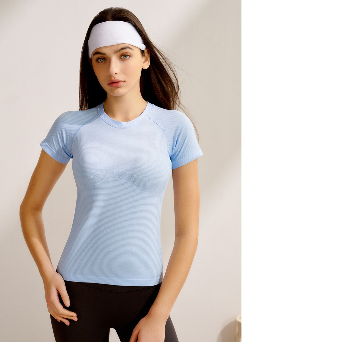 T-shirt de sport ajusté à manches raglan — maille fine