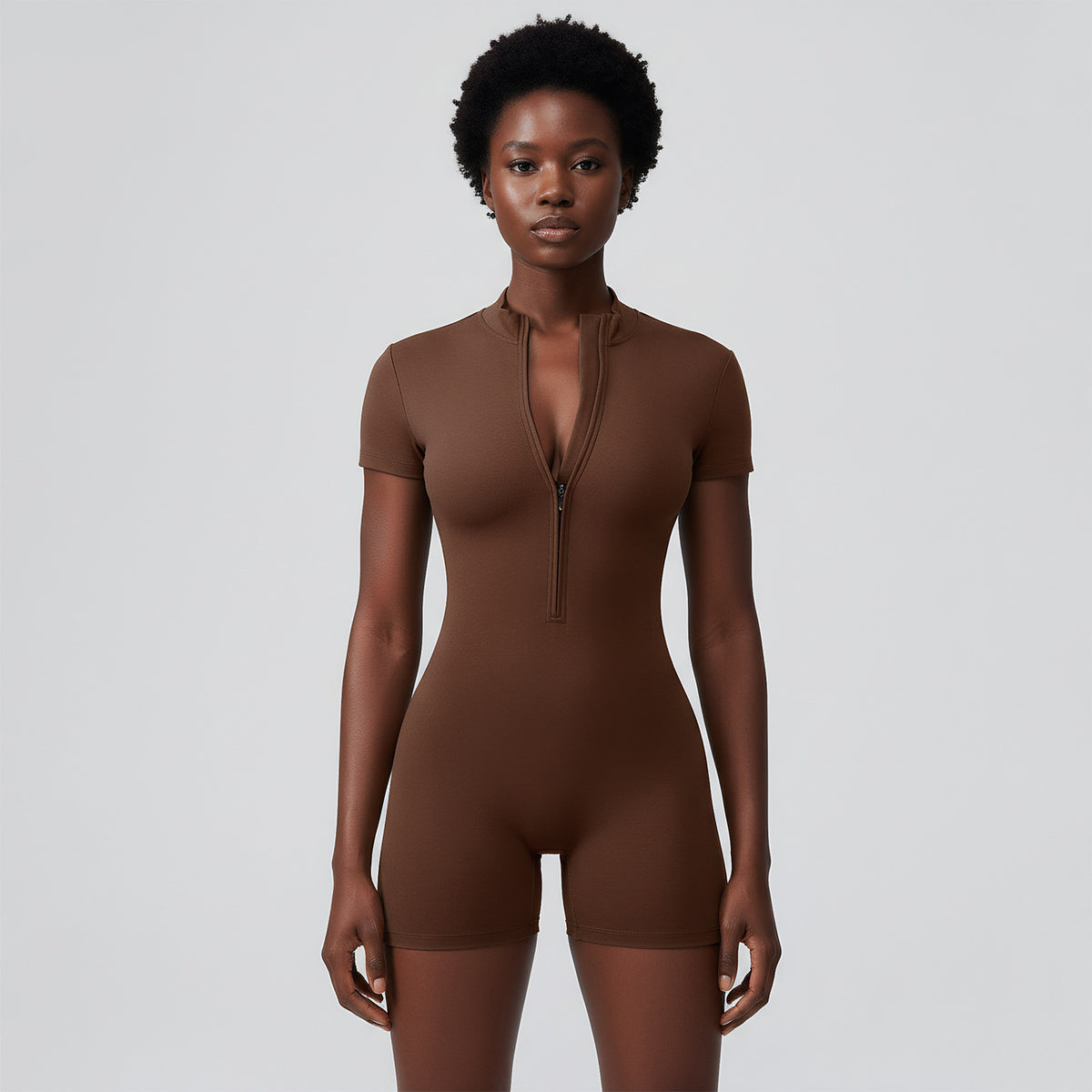Combishort de sport zippé à manches courtes