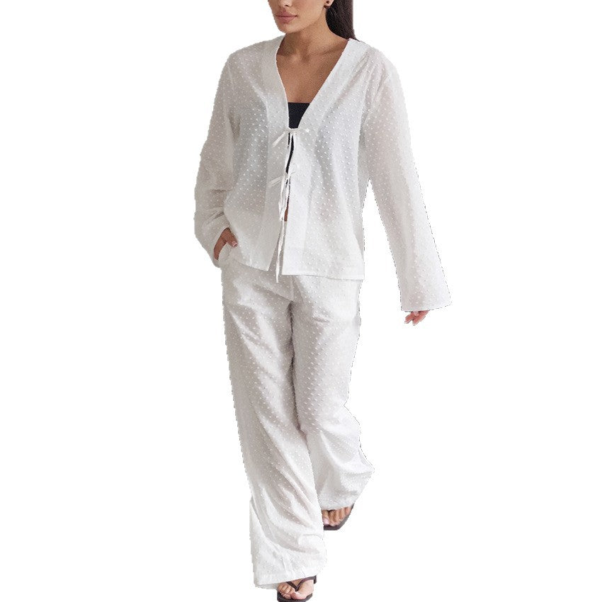 Ensemble d'intérieur en plumetis, veste ouverte et pantalon