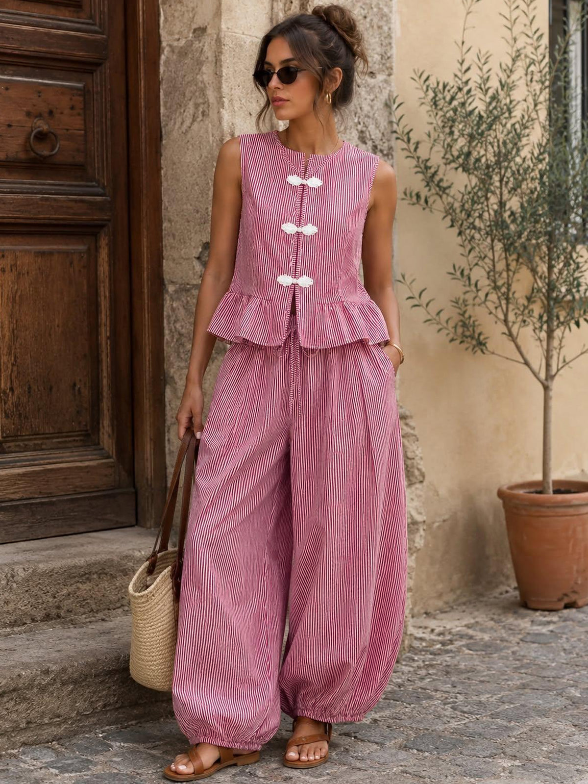 Ensemble 2 pièces — débardeur rayé et pantalon évasé