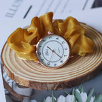 Montre femme à chiffres apparents et bracelet en voile — coloris