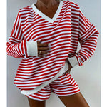 Ensemble d’intérieur rayé — sweat ample col V et short — coloris