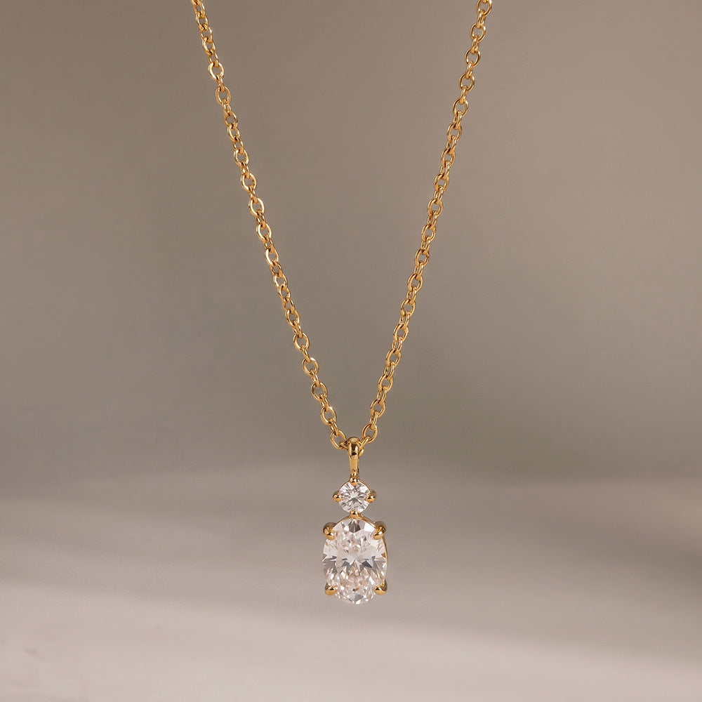 Collier doré à pendentif zircon ovale — chaîne fine en acier inoxydable