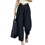 Pantalon noir à pinces, taille haute et bas resserré