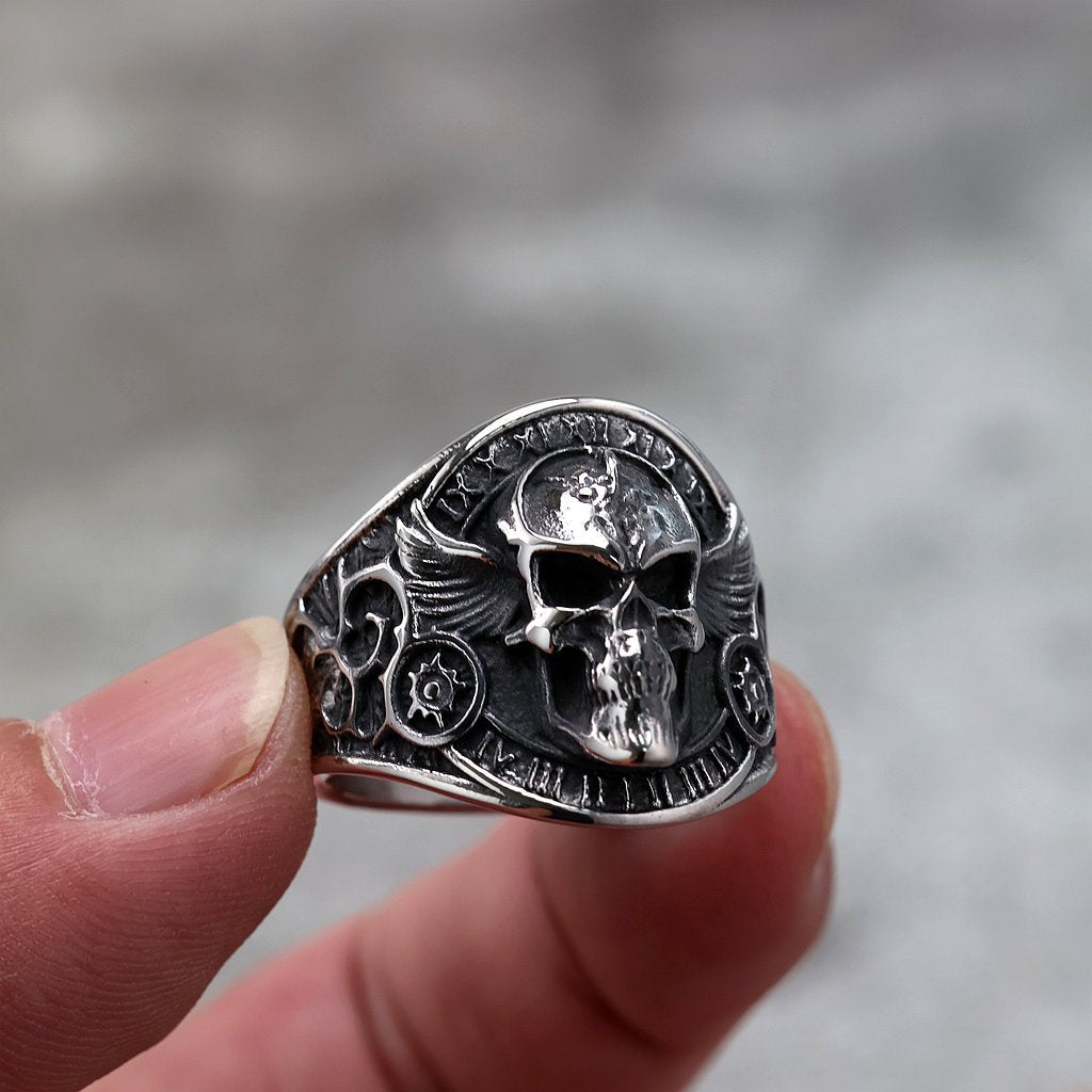 Bague homme tête de mort en acier inoxydable