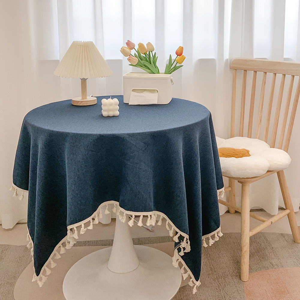 Nappe en coton-lin à pompons, tombé souple