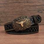 Ceinture homme en cuir clouté — gravure western, boucle apparente