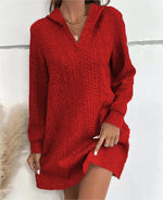 Robe-sweat à capuche en maille torsadée — col V et poches