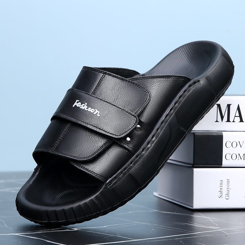 Herrensandalen aus Leder — profilierte Sohle, verstellbare Riemen