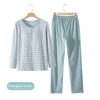 Rayas verde y blanco, cuello con botones