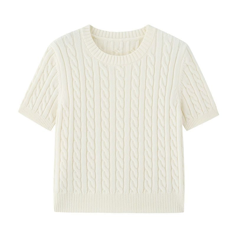 Kurzer Zopfstrickpullover mit kurzen Ärmeln