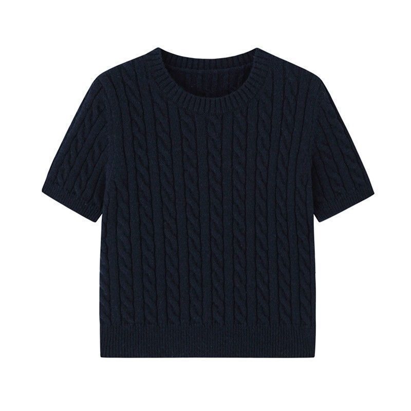 Kurzer Zopfstrickpullover mit kurzen Ärmeln