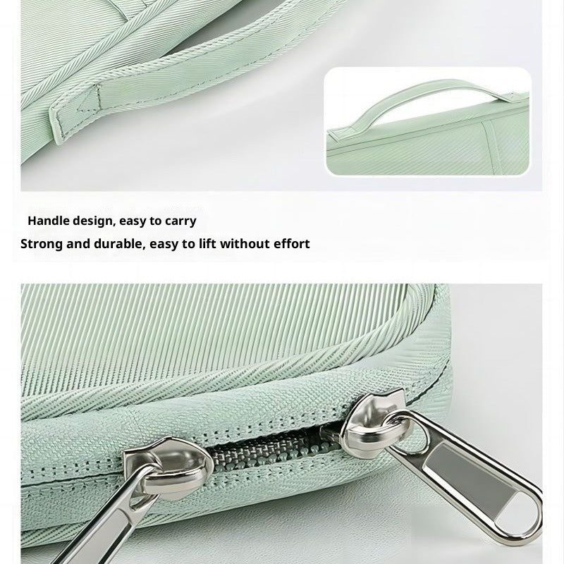 Zipped case with handle — laptop or tablet